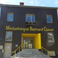 Médiathèque Bernard Clavel - Poligny